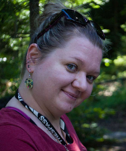 Portrait professionnel de Marie COPHIGNON, Massothérapeute énergétique et Maître Reiki Usui